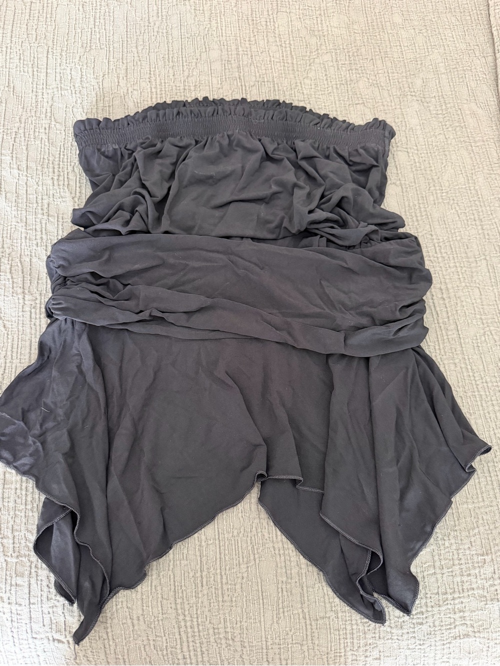 BCBGMaxAzria Black Strapless Handkerchief Hem Tunic Scrunch Top Club Date Night